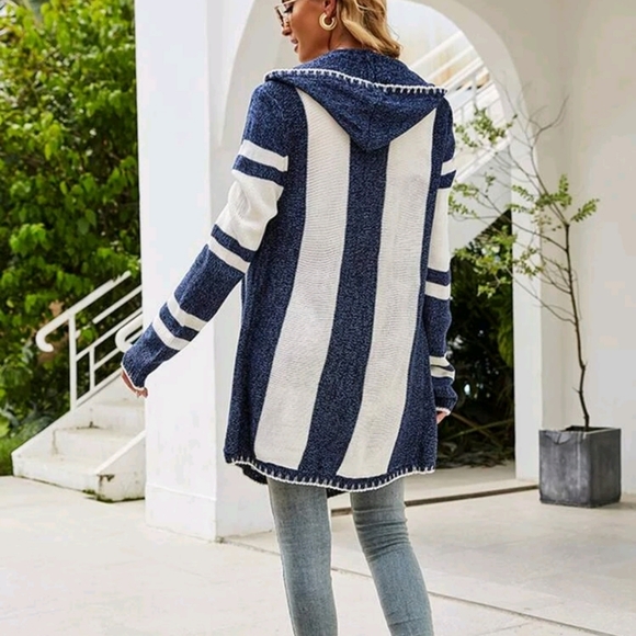 NEW Navy Open Front Color Block Hooded Cardigan Sw - Picture 4 of 9